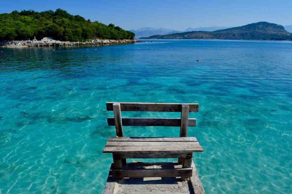 Pamje nga riviera e bukur Shqiptare